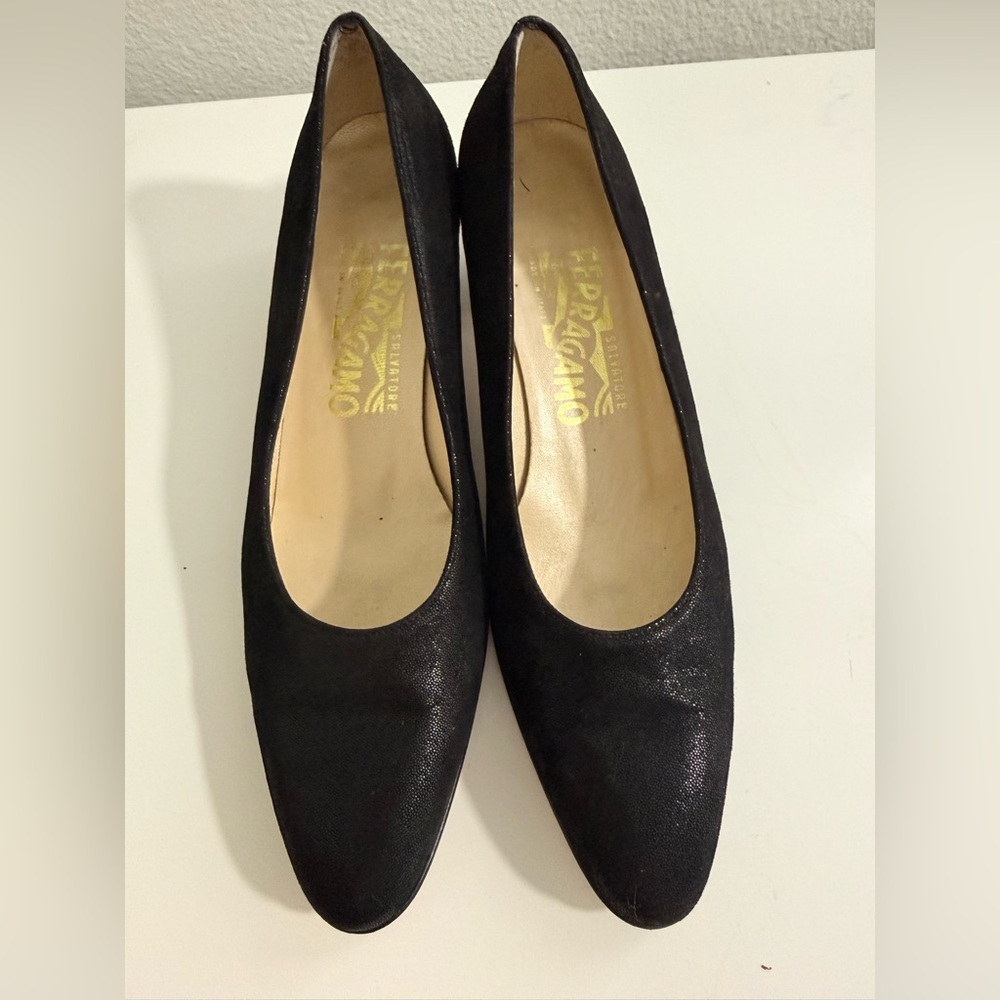 Salvatore Ferragamo VTG Black Pointed-Toe Satin Pumps